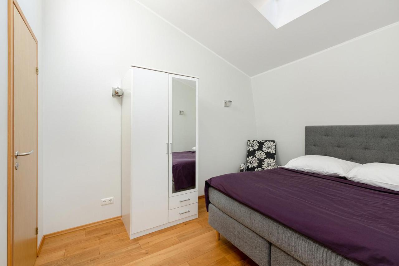 Guest Apartments In City Center Tartu Kültér fotó